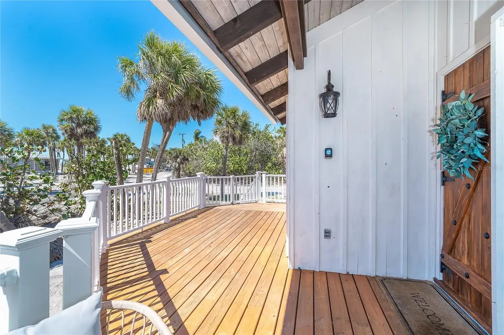 4078 N Beach Road Englewood FL 34223