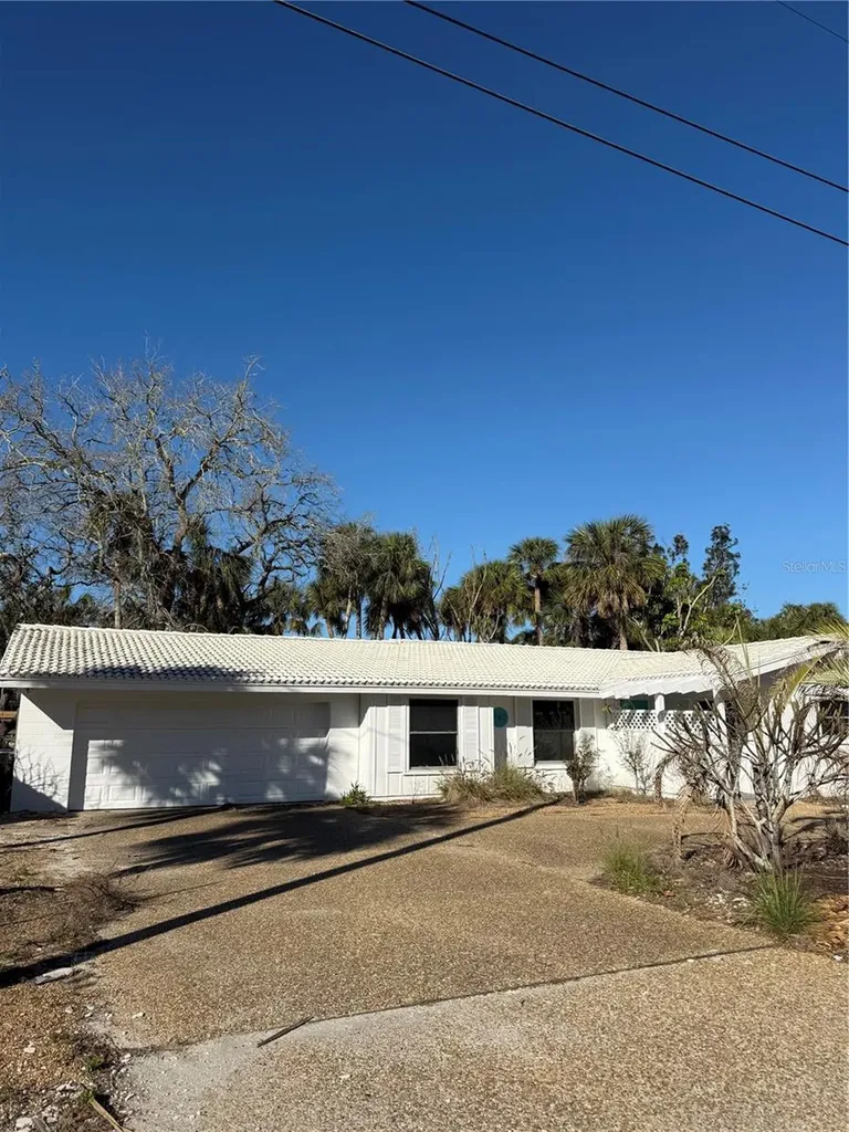 782 Birdsong Lane Sarasota FL 34242