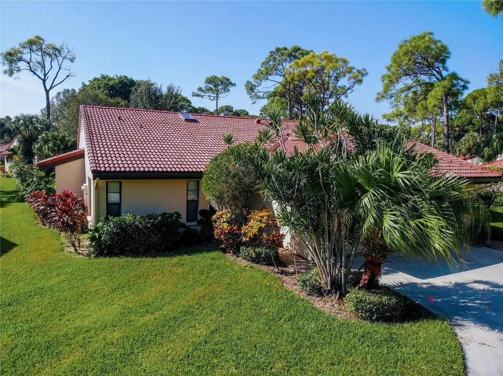 3758 Spanish Pine Court Sarasota FL 34238