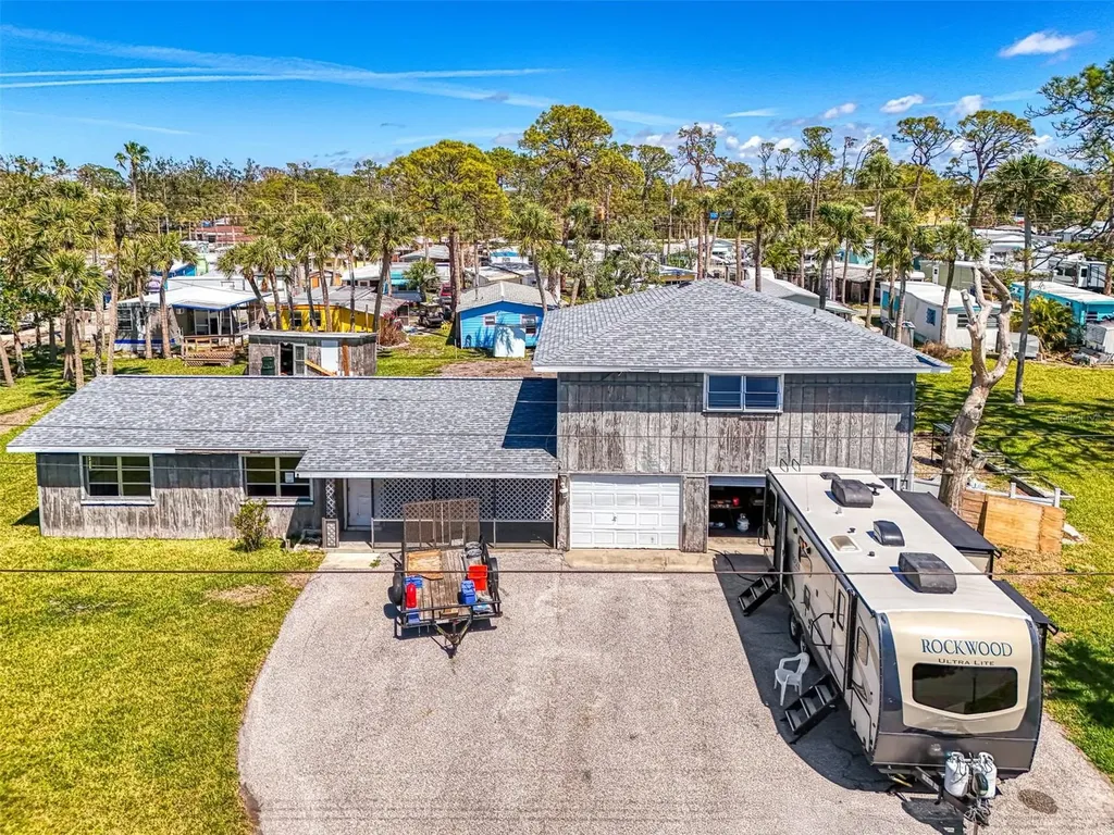 698 & West Perry W Perry Street Englewood FL 34223