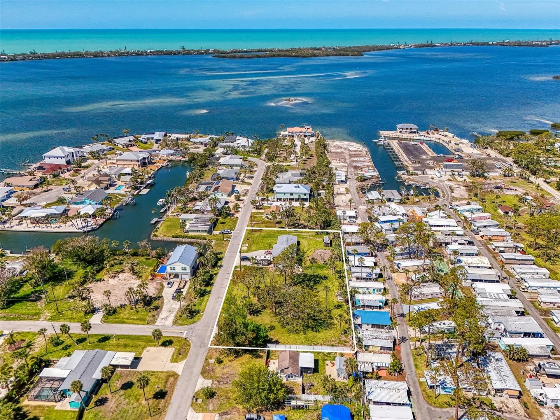 698 & West Perry W Perry Street Englewood FL 34223