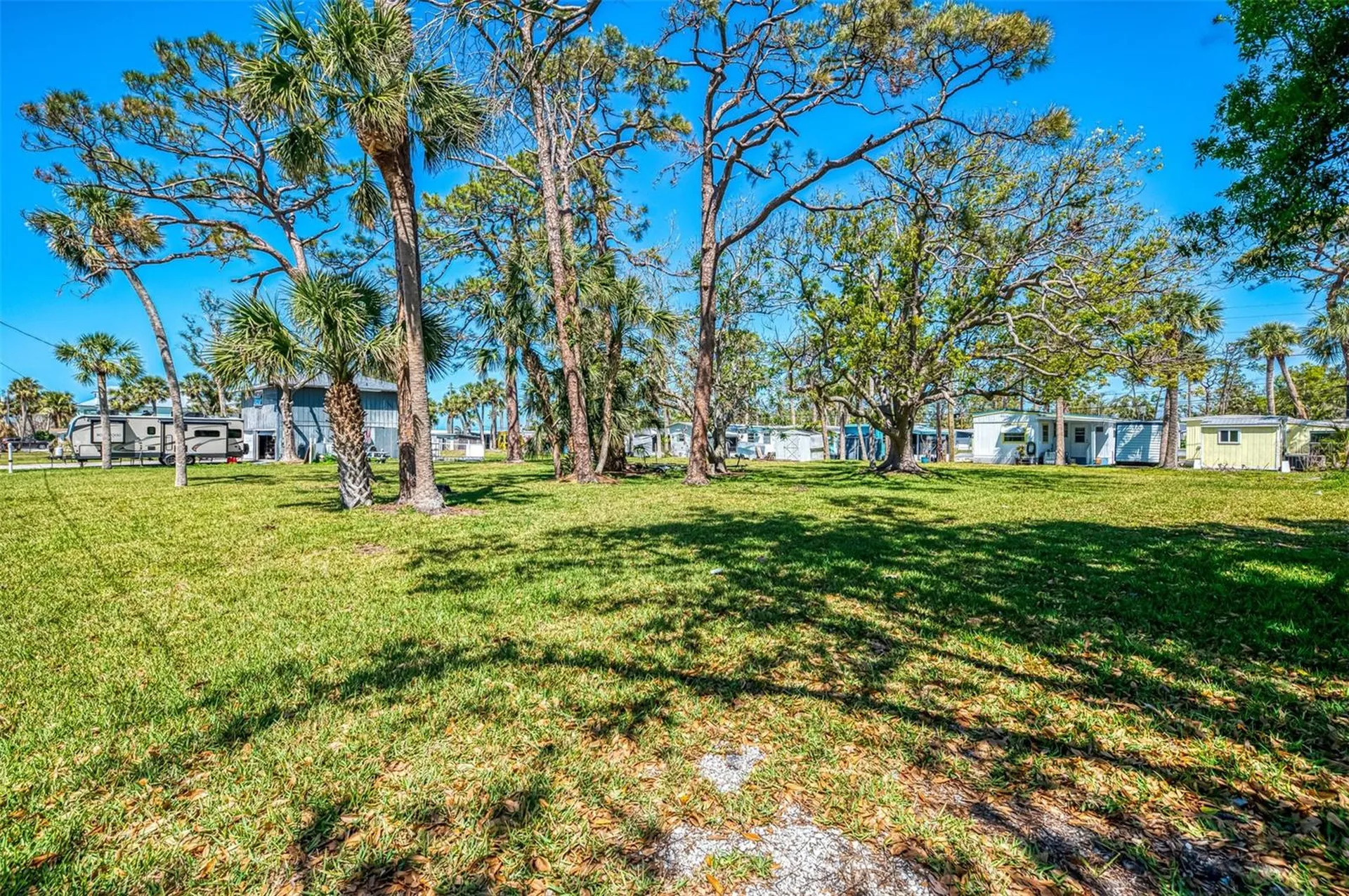 698 & West Perry W Perry Street Englewood FL 34223