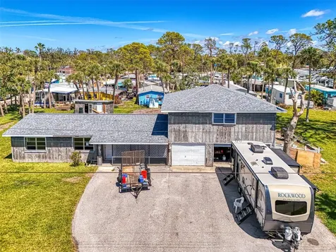 698 & West Perry W Perry Street Englewood FL 34223