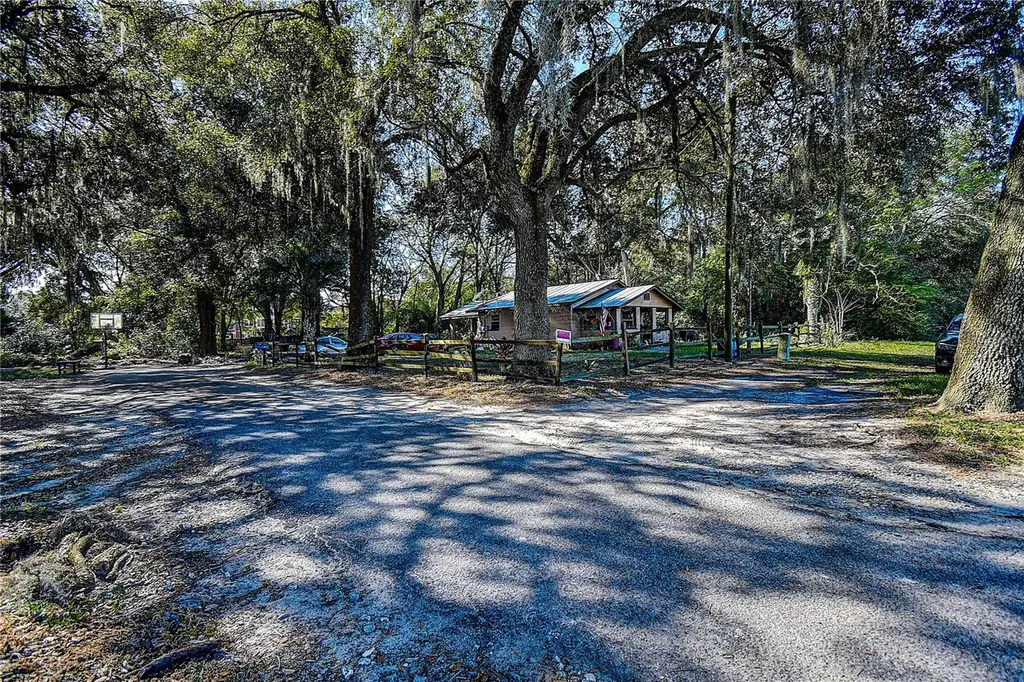 37644 Daughtery Road Zephyrhills FL 33541