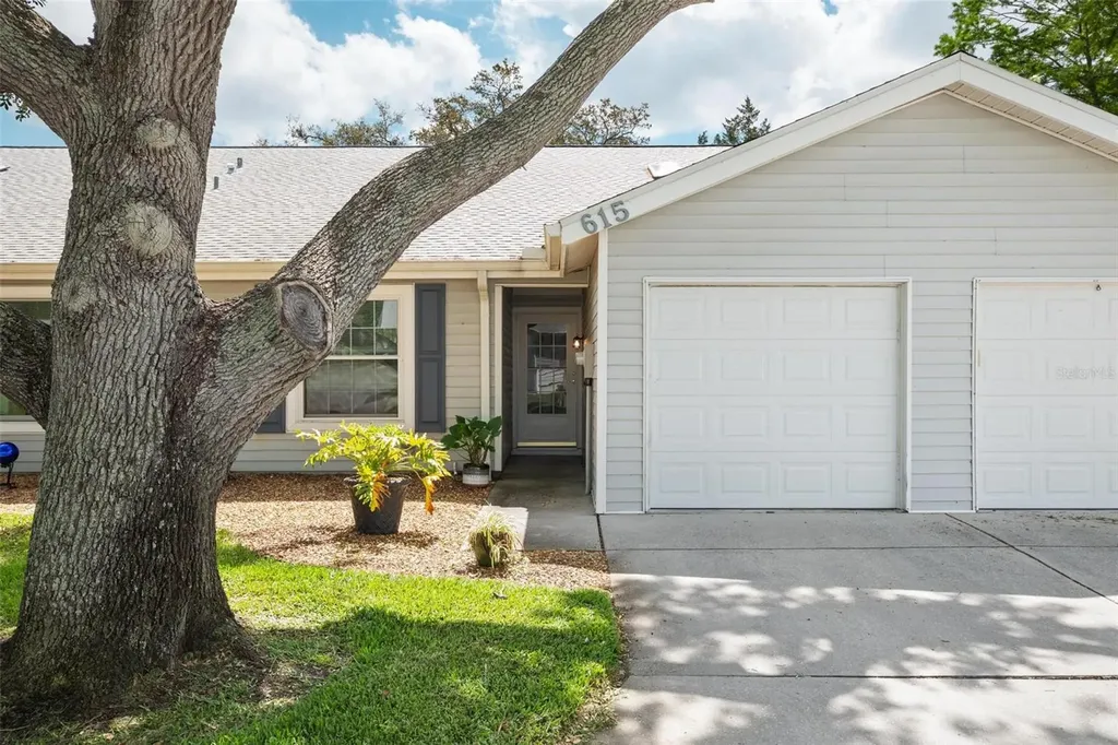 39650 Us Highway 19 N Tarpon Springs FL 34689