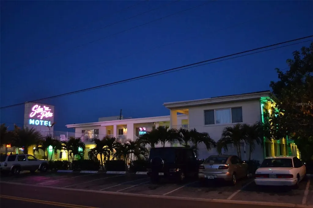 345 Hamden Drive Clearwater Beach FL 33767