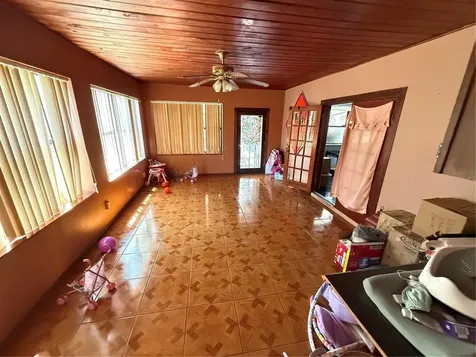 460 W Pierce Street Lake Alfred FL 33850
