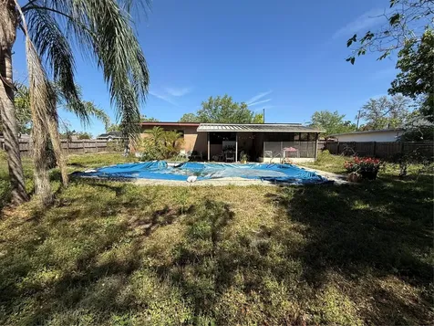 460 W Pierce Street Lake Alfred FL 33850