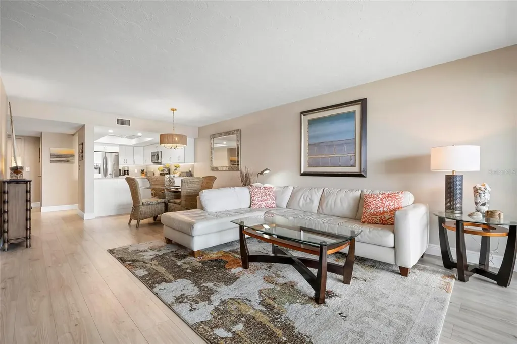 1900 Cove II Place Sarasota FL 34242