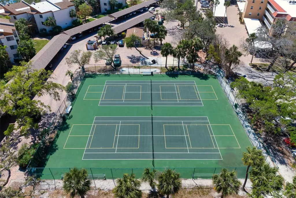 1900 Cove II Place Sarasota FL 34242