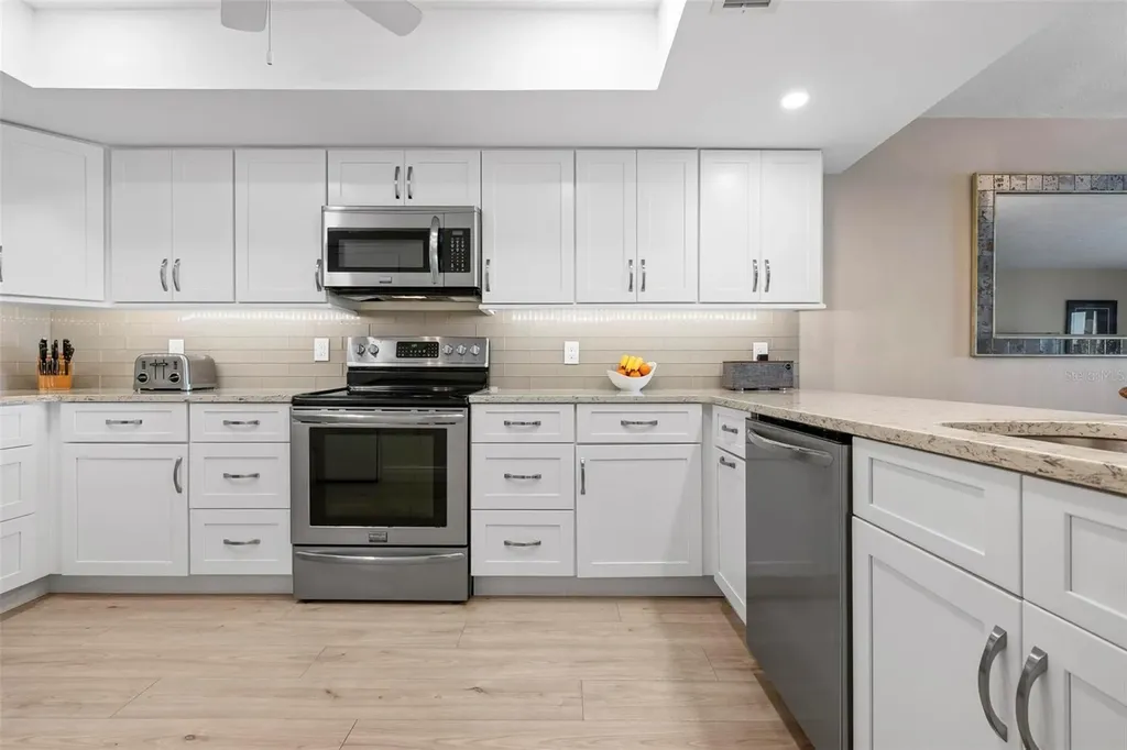 1900 Cove II Place Sarasota FL 34242