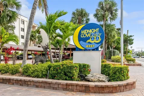 1900 Cove II Place Sarasota FL 34242