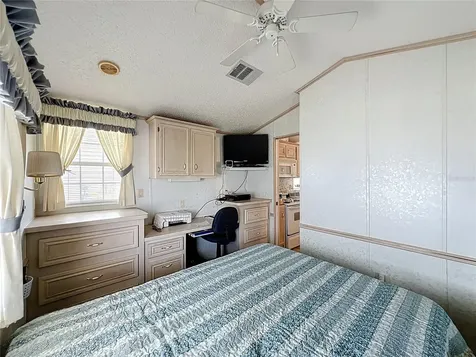 194 Big Pine Avenue S Frostproof FL 33843