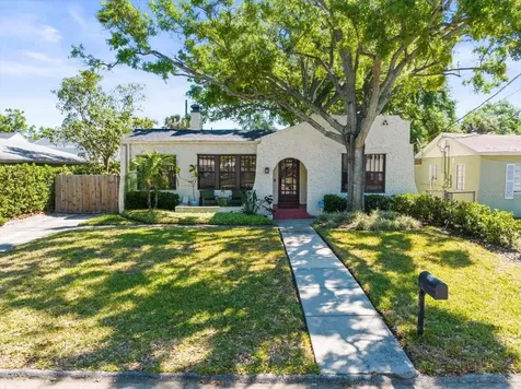 208 S Bungalow Park Avenue Tampa FL 33609