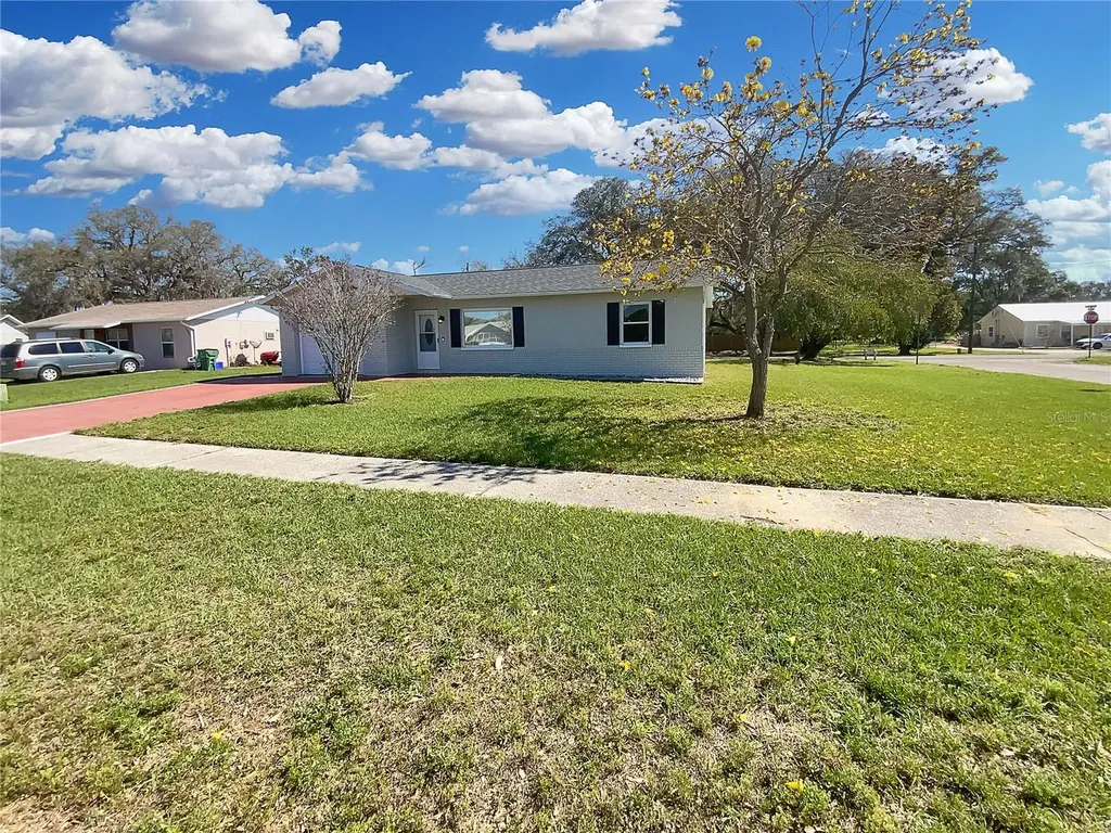 7312 Lehigh Court Zephyrhills FL 33540