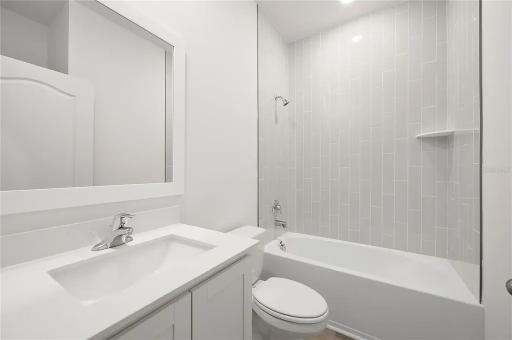 13284 Tula Loop Astatula FL 34705