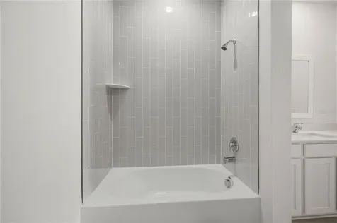 13284 Tula Loop Astatula FL 34705