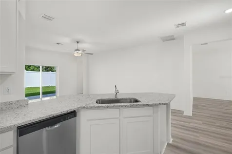 13284 Tula Loop Astatula FL 34705