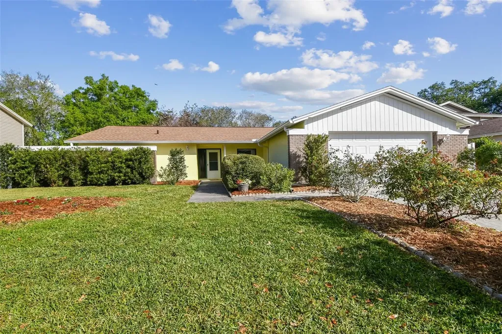4015 Mountain Springs Lane Tampa FL 33624