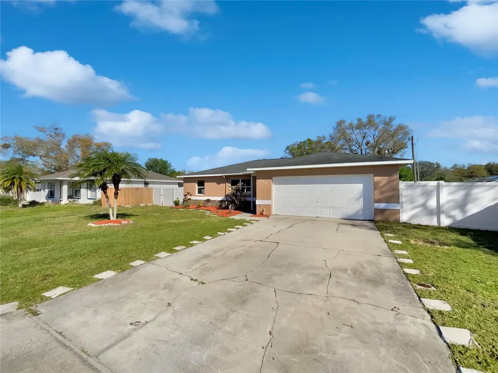 2936 Woodcrest Lane Lakeland FL 33805