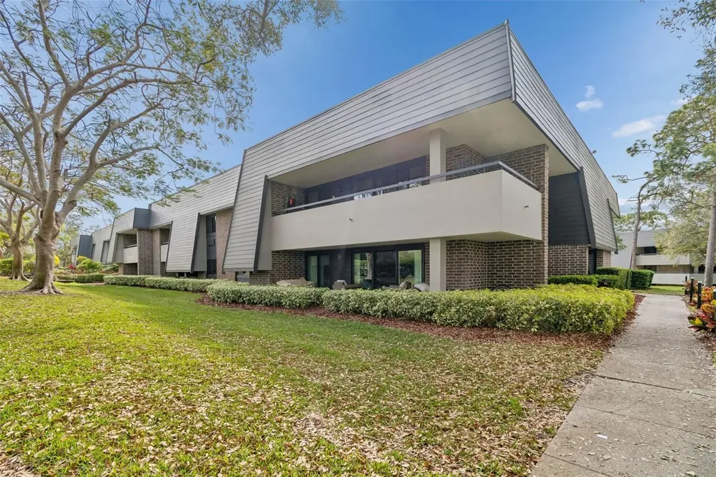 36750 Us 19 N Palm Harbor FL 34684
