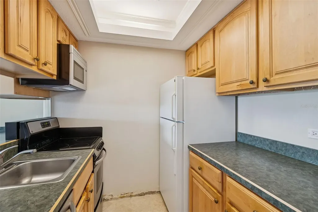 36750 Us 19 N Palm Harbor FL 34684