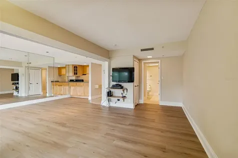 36750 Us 19 N Palm Harbor FL 34684