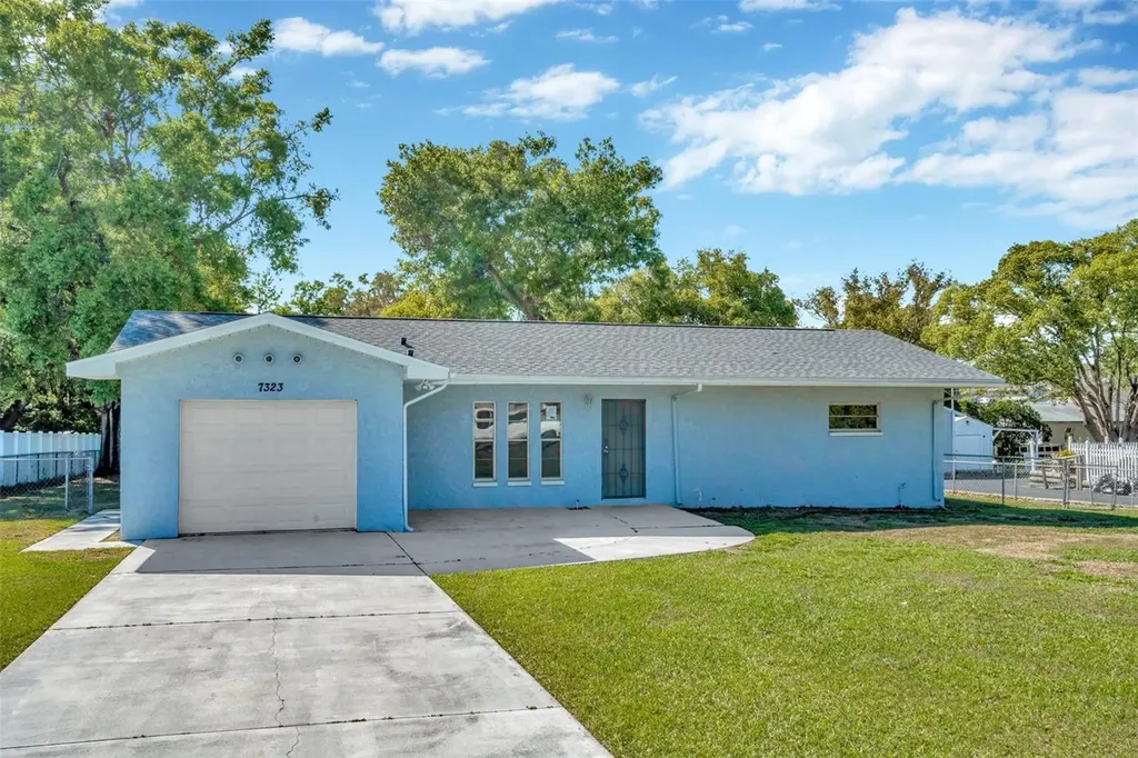 7323 Andre Drive Zephyrhills FL 33541
