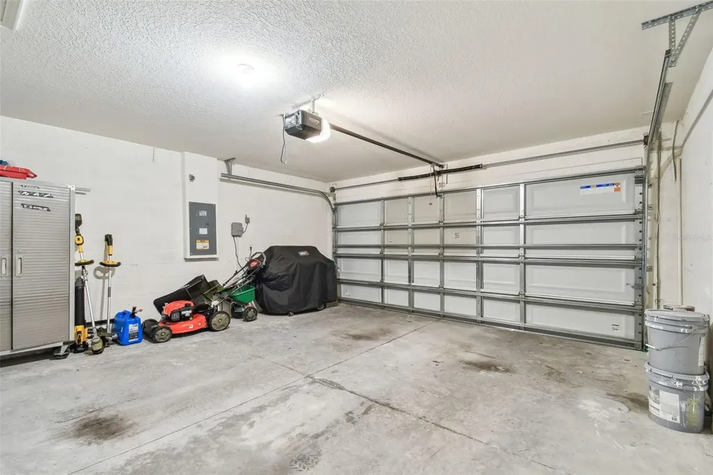 36673 Spanish Rose Drive Dade City FL 33525