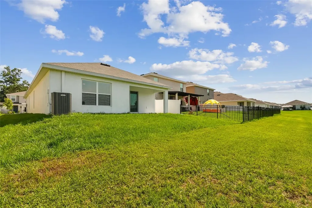 36673 Spanish Rose Drive Dade City FL 33525