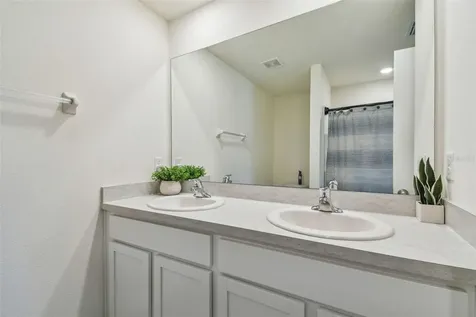 36673 Spanish Rose Drive Dade City FL 33525