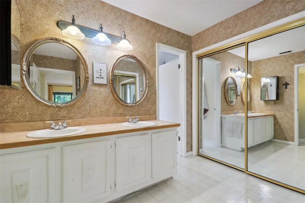 4836 Pebble Beach Drive Orlando FL 32811