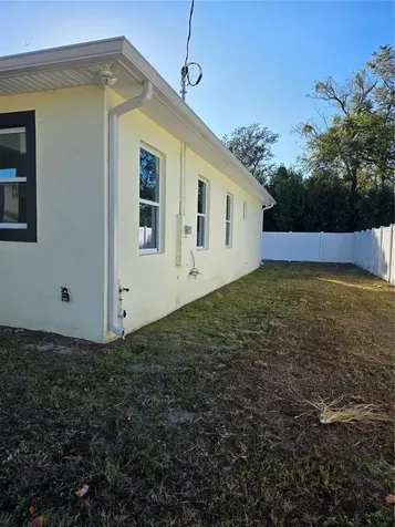 3704 Smith Tree Street Tampa FL 33619