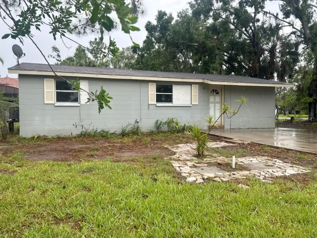 310 2nd Avenue NW Ruskin FL 33570