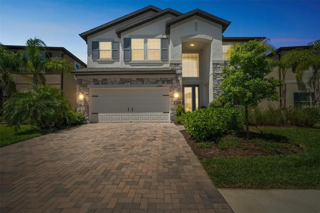 10945 Sundrift Drive Tampa FL 33647