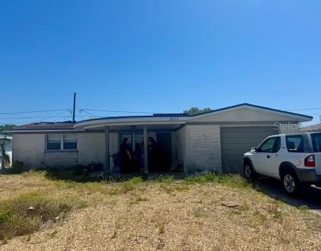 3844 Cedarwood Drive Holiday FL 34691