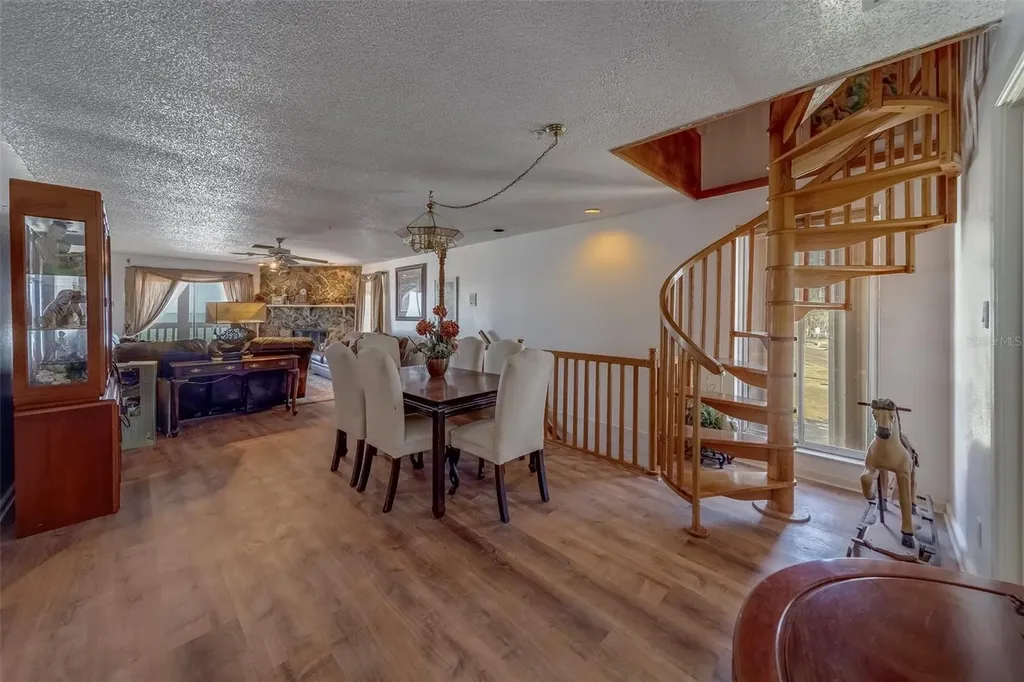 17606 Lee Avenue Redington Shores FL 33708