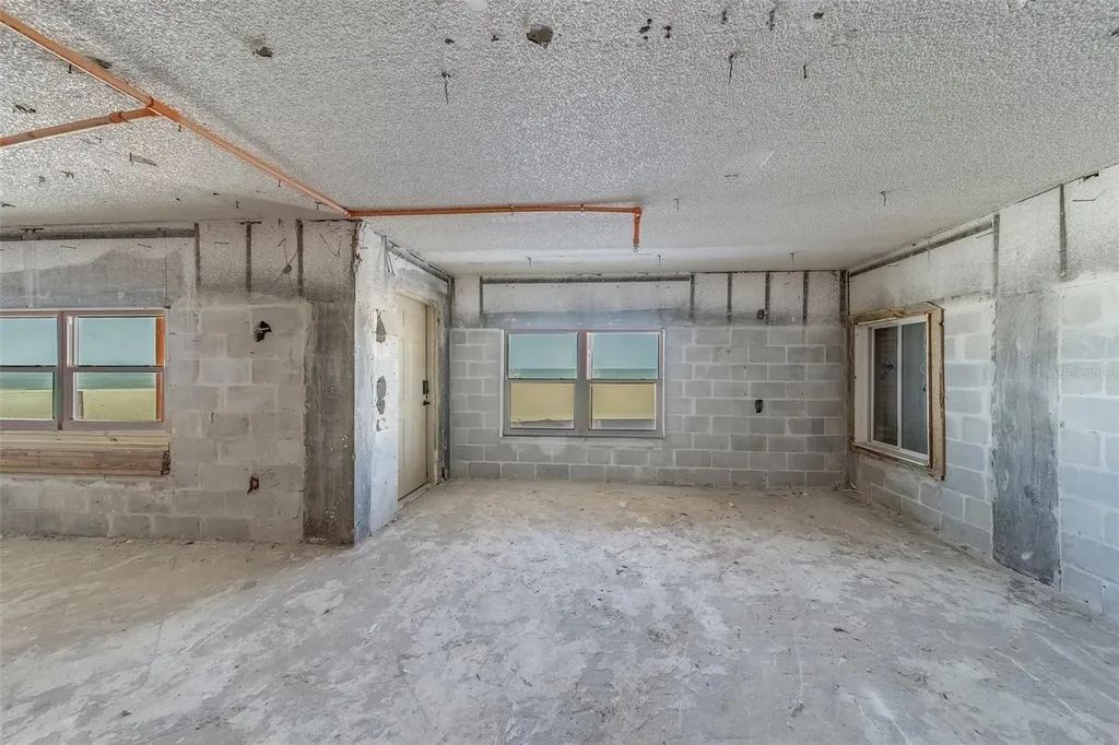 17606 Lee Avenue Redington Shores FL 33708
