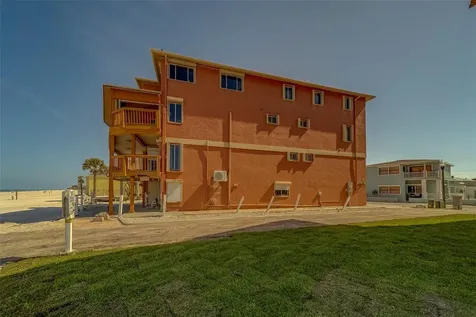 17606 Lee Avenue Redington Shores FL 33708