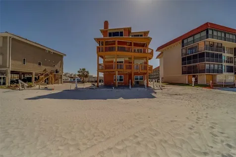 17606 Lee Avenue Redington Shores FL 33708