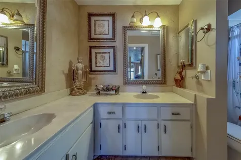 17606 Lee Avenue Redington Shores FL 33708