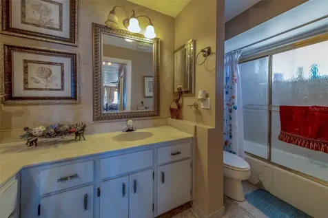17606 Lee Avenue Redington Shores FL 33708