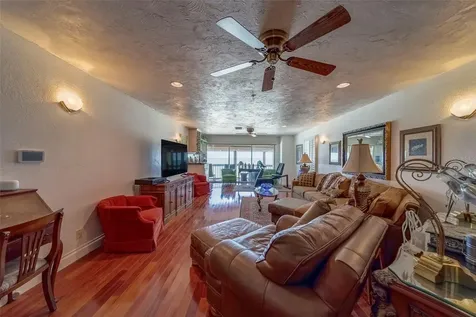 17606 Lee Avenue Redington Shores FL 33708