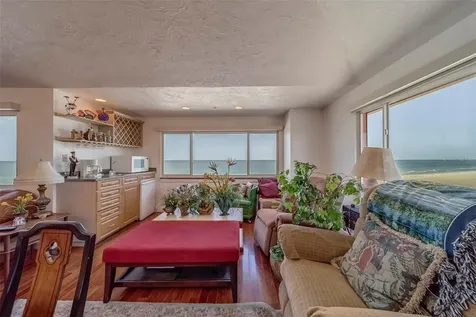17606 Lee Avenue Redington Shores FL 33708
