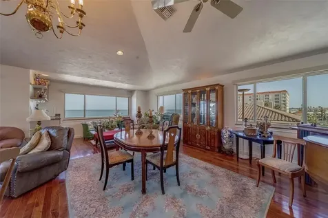 17606 Lee Avenue Redington Shores FL 33708