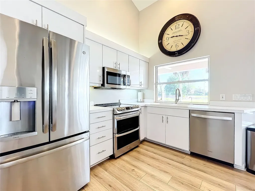 3362 Charles Macdonald Drive Sarasota FL 34240