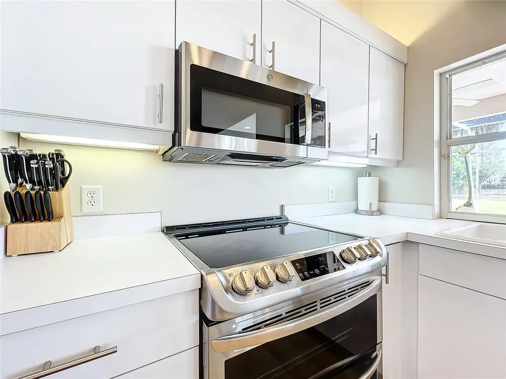 3362 Charles Macdonald Drive Sarasota FL 34240