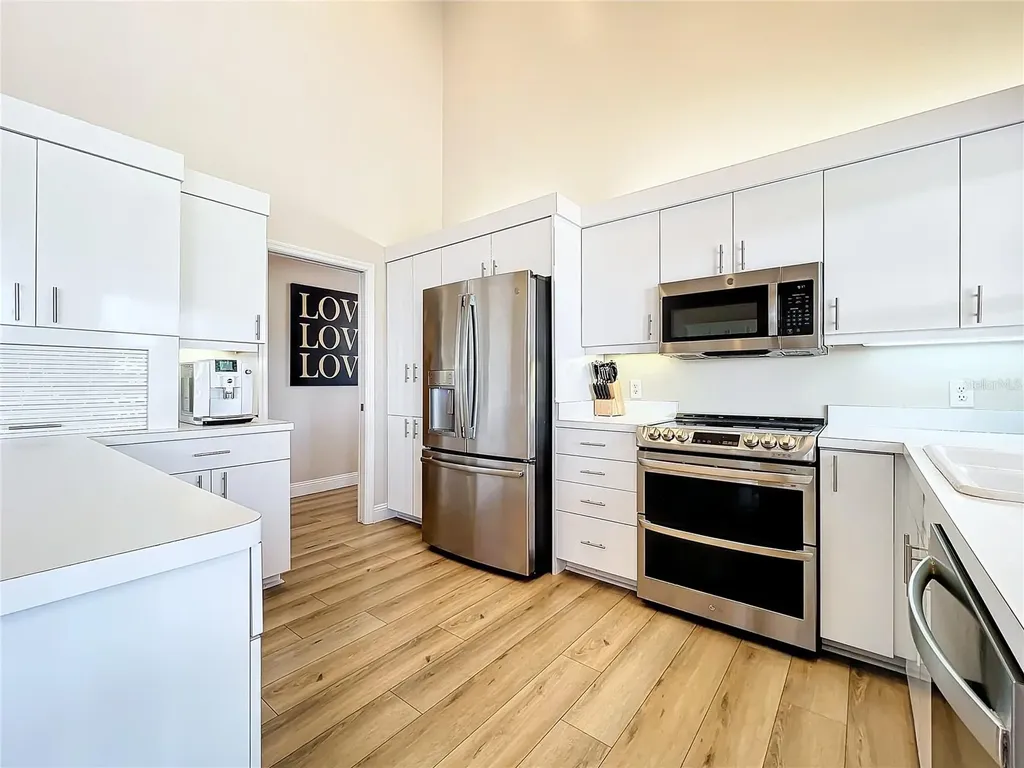 3362 Charles Macdonald Drive Sarasota FL 34240