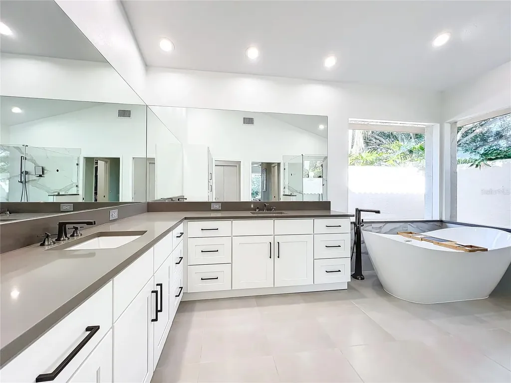 3362 Charles Macdonald Drive Sarasota FL 34240