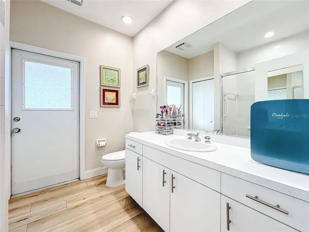 3362 Charles Macdonald Drive Sarasota FL 34240